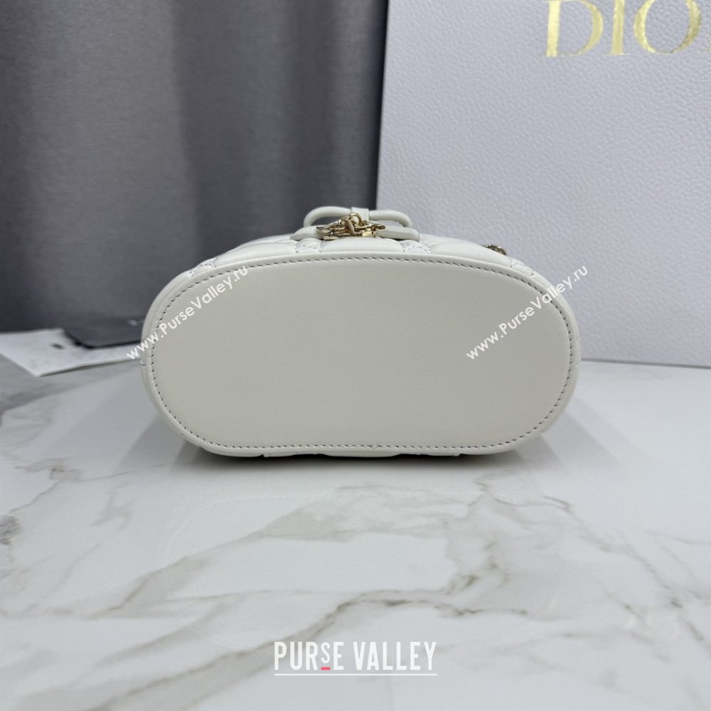 Dior Mini Vanity Bag in Cannage Lambskin White 2026 S2603 (BF-260409073)