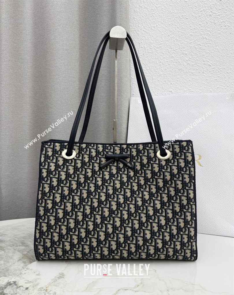 Dior Medium Dior Promenade Shopping Bag with Bow in Blue Dior Oblique Jacquard 2026 M1410 (BF-260409076)
