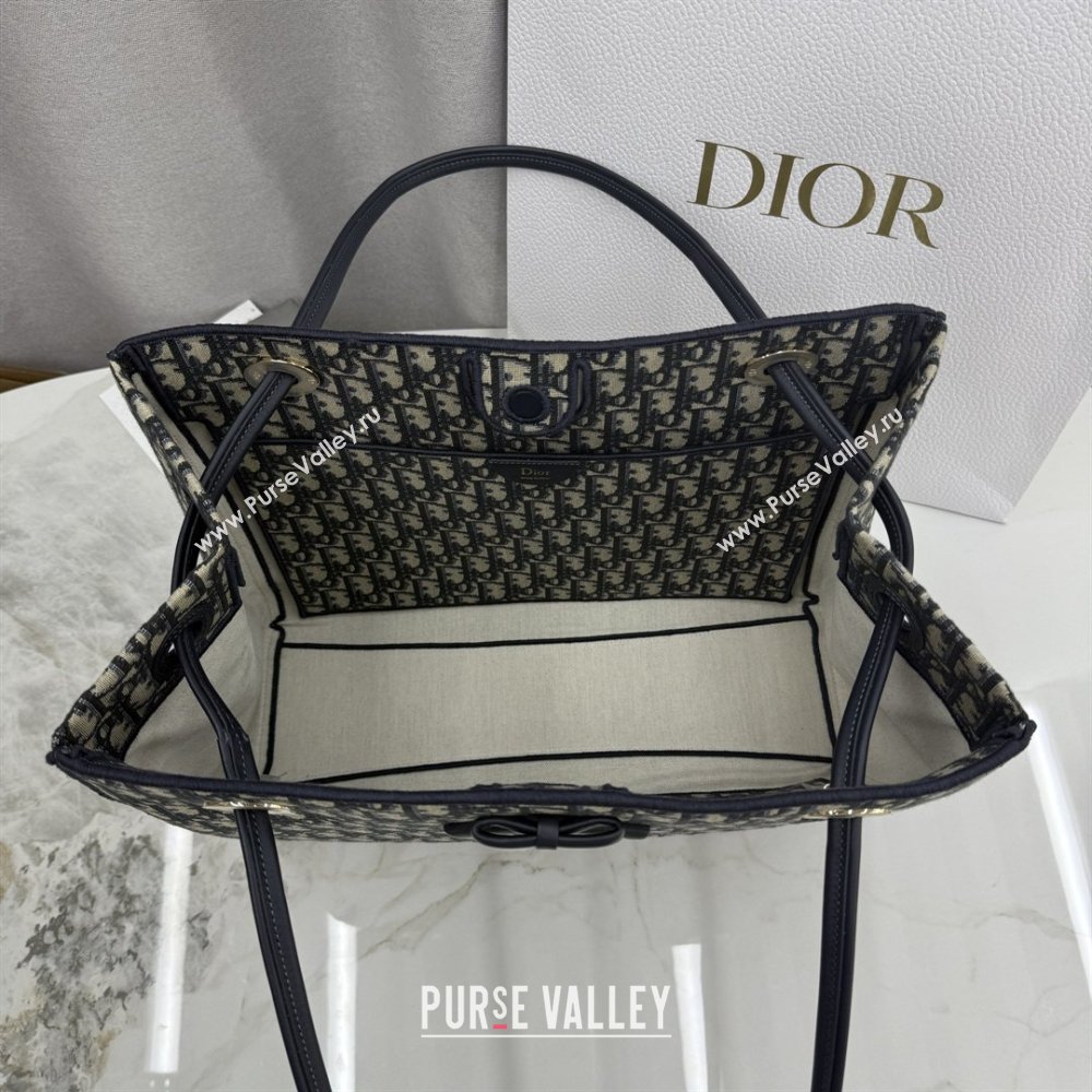 Dior Medium Dior Promenade Shopping Bag with Bow in Blue Dior Oblique Jacquard 2026 M1410 (BF-260409076)