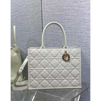 Dior Medium Book Tote Bag in Macrocannage Calfskin White 2024 (XXG-240523015)