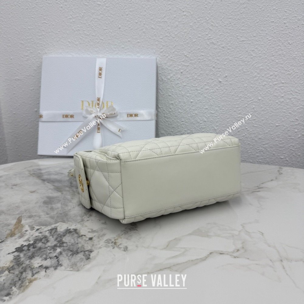 Dior Medium D-Dream Bag in Macrocannage Lambskin White 2025 M6323 (XXG-250806013)