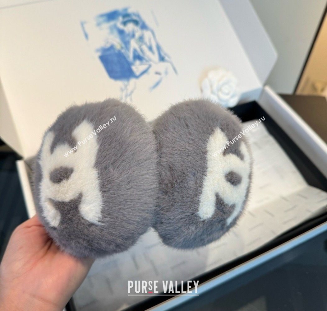 Chanel Earmuff Grey/White 2026 CH010509 (XMN-260105026)