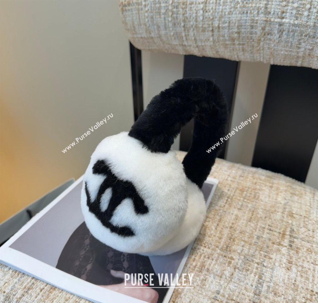 Chanel Earmuff White/Black 2026 CH010502 (XMN-260105014)