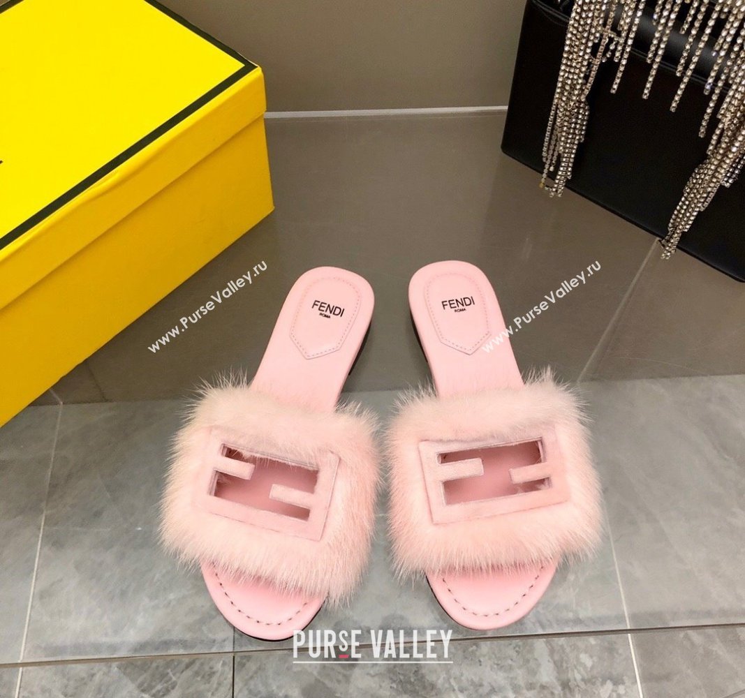 Fendi Baguette Flat Slides Sandal in Mink Fur Light Pink 2024 0930 (MD-240930122)