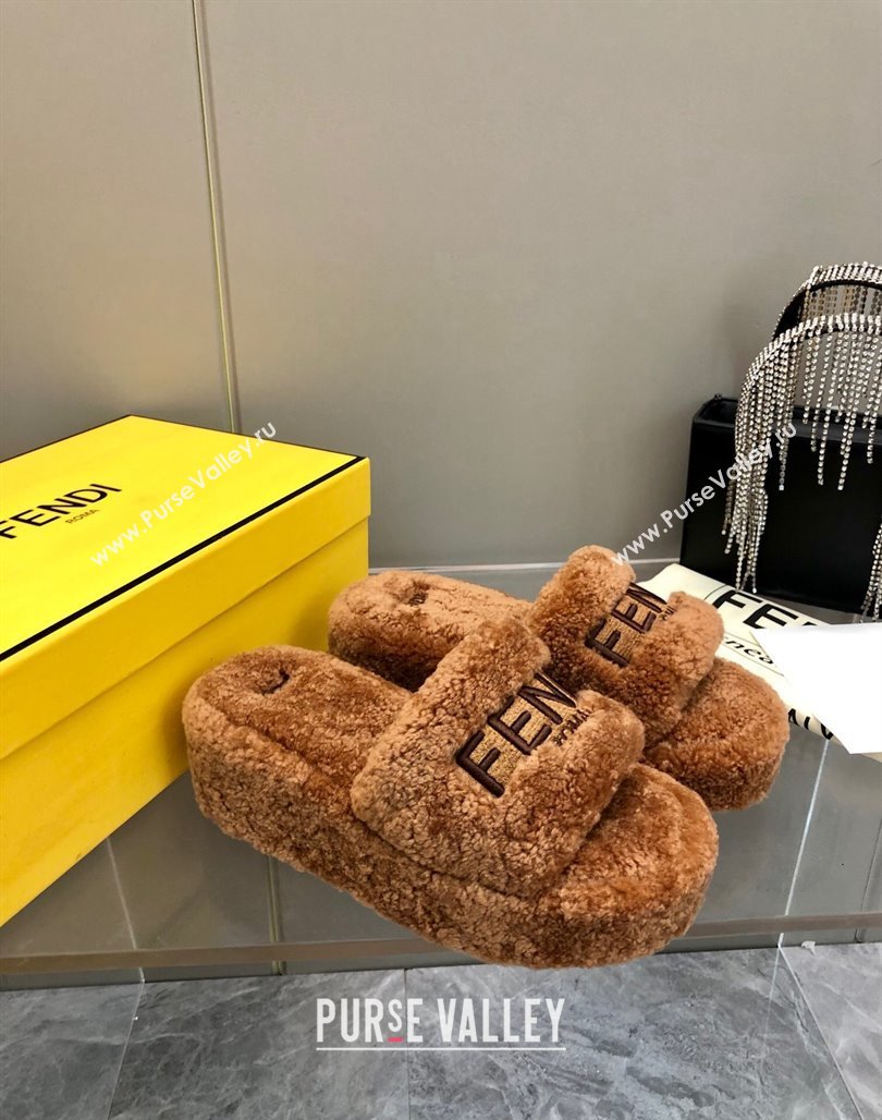 Fendi Sunshine Wedge Slides Sandal 6cm in Shearling Brown 2024 0930 (MD-240930126)