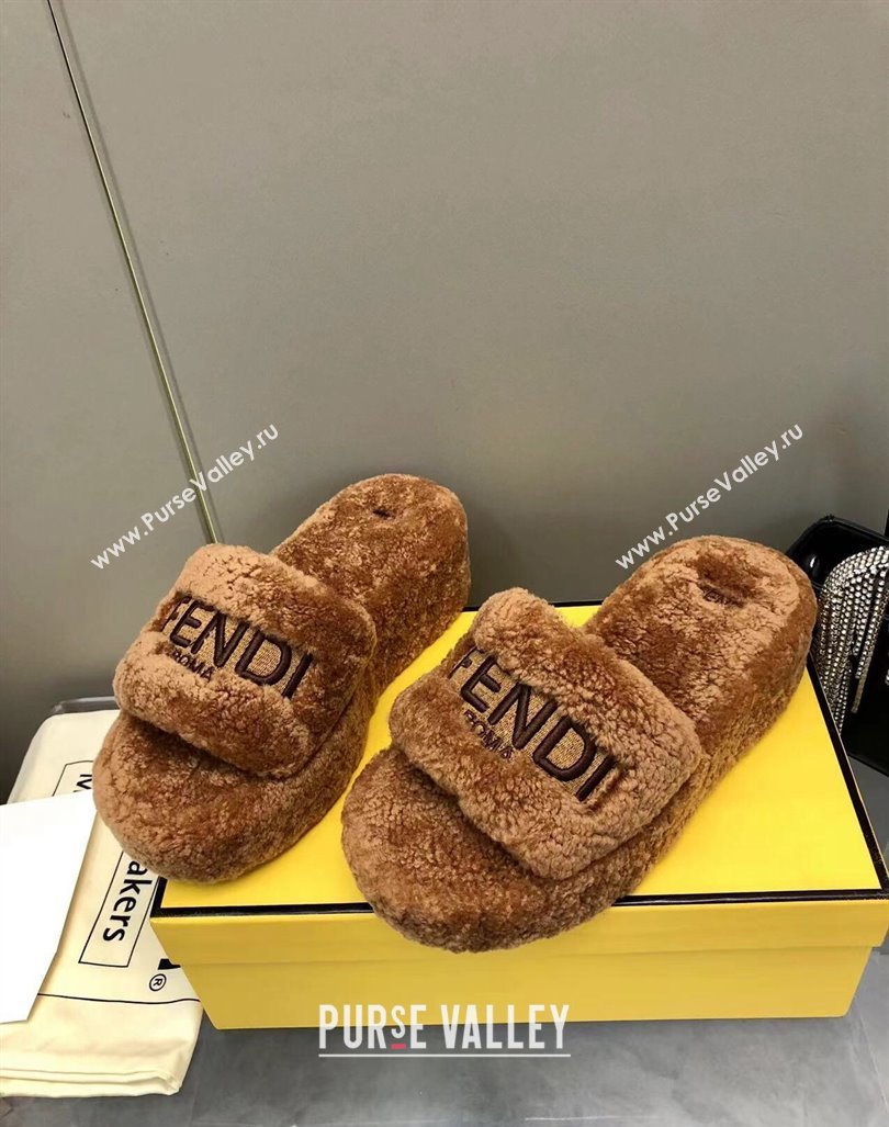 Fendi Sunshine Wedge Slides Sandal 6cm in Shearling Brown 2024 0930 (MD-240930126)