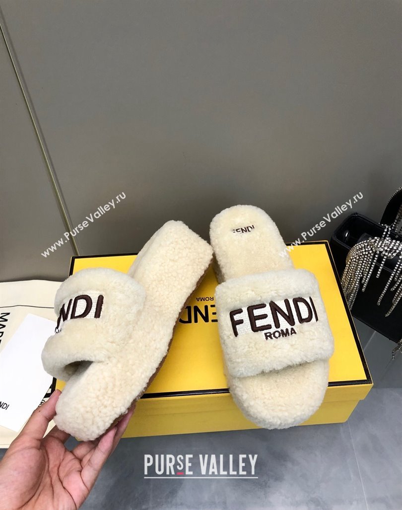 Fendi Sunshine Wedge Slides Sandal 6cm in Shearling Beige 2024 0930 (MD-240930127)