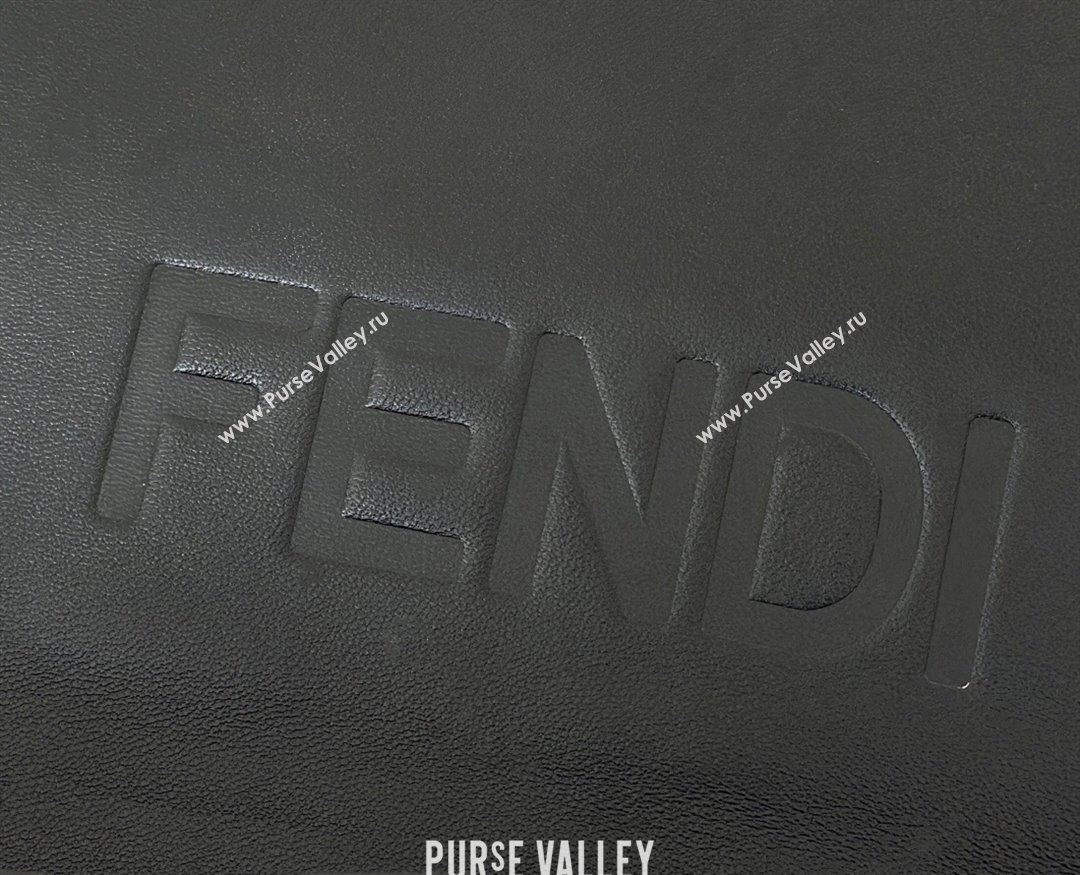 Fendi Baguette Medium Nappa Leather Bag Black/Gold 0135M 20250628 (CL-250628014)