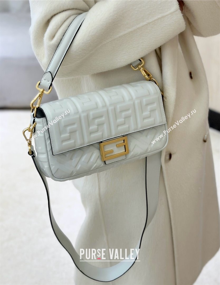 Fendi Baguette Medium Nappa Leather Bag 0135M White 2025 0807 (CL-250807011)