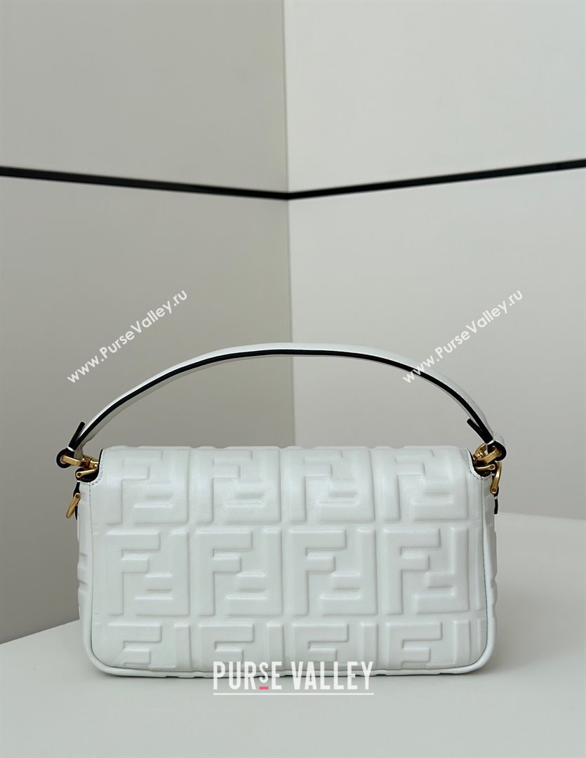 Fendi Baguette Medium Nappa Leather Bag 0135M White 2025 0807 (CL-250807011)