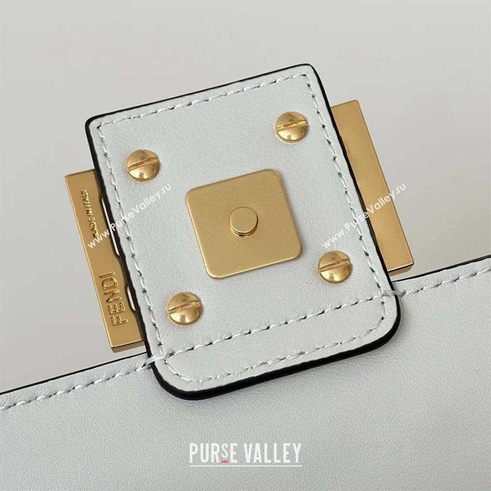 Fendi Baguette Medium Nappa Leather Bag 0135M White 2025 0807 (CL-250807011)