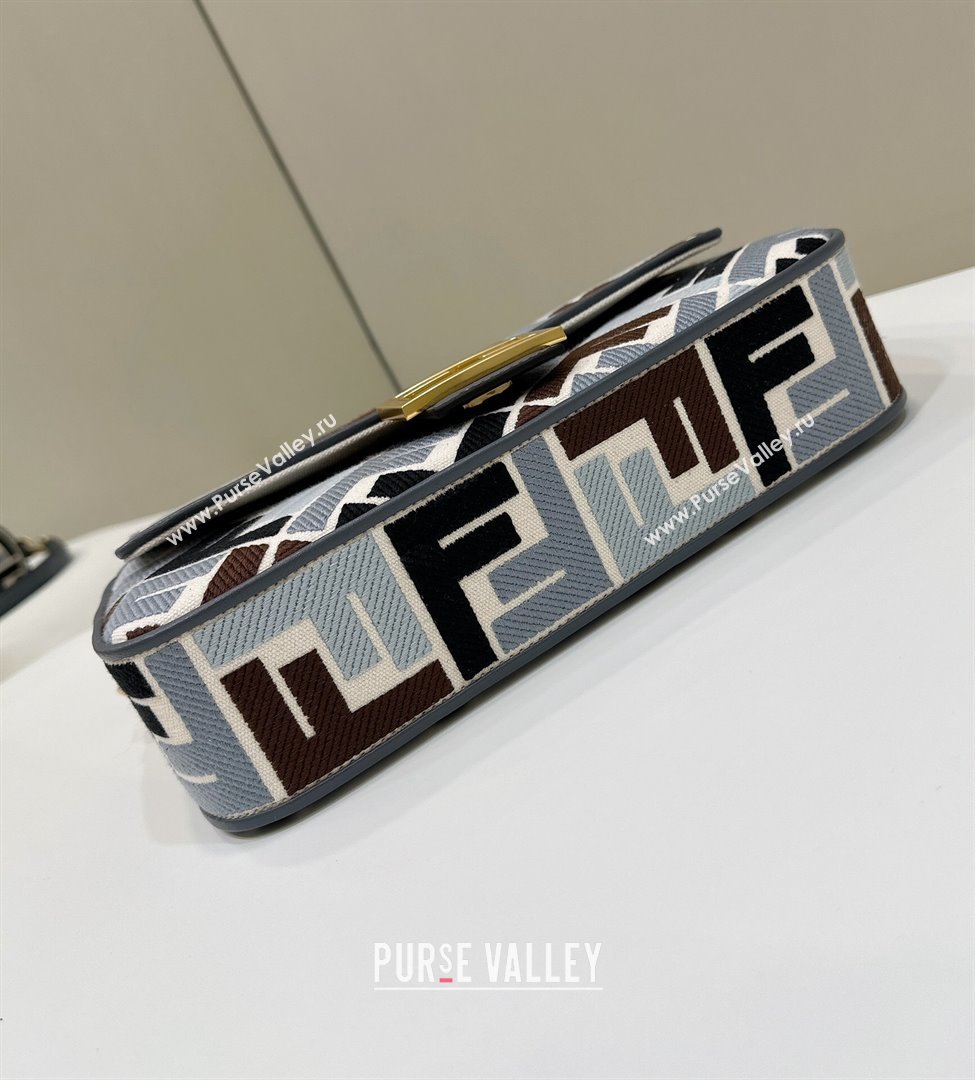 Fendi Baguette Medium Bag in Canvas with FF embroidery Blue/Multicolor 2025 0159M (CL-250522019)