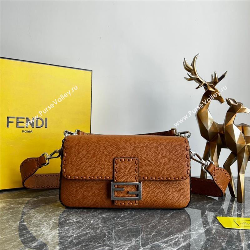 Fendi Baguette Medium Bag in Grained Calfskin with oversize topstitching Brown 2023 (AF-231021067)