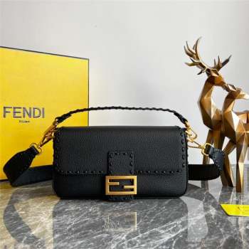 Fendi Baguette Medium Bag in Grained Leather with oversize topstitching Black 2023 (AF-231021068)