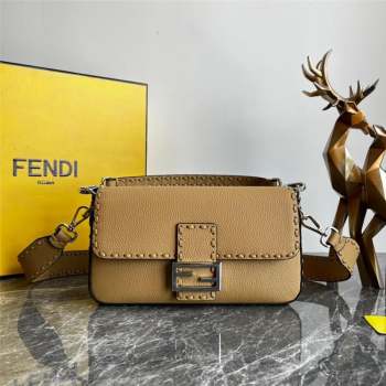 Fendi Baguette Medium Bag in Grained Leather with oversize topstitching Apricot 2023 (AF-231021069)