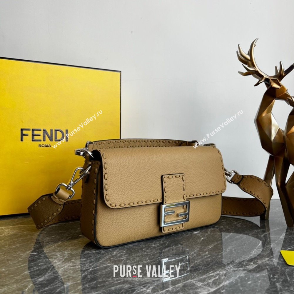 Fendi Baguette Medium Bag in Grained Leather with oversize topstitching Apricot 2023 (AF-231021069)