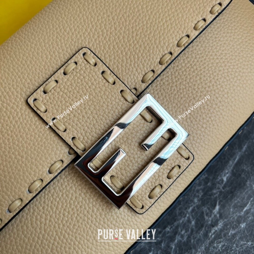 Fendi Baguette Medium Bag in Grained Leather with oversize topstitching Apricot 2023 (AF-231021069)