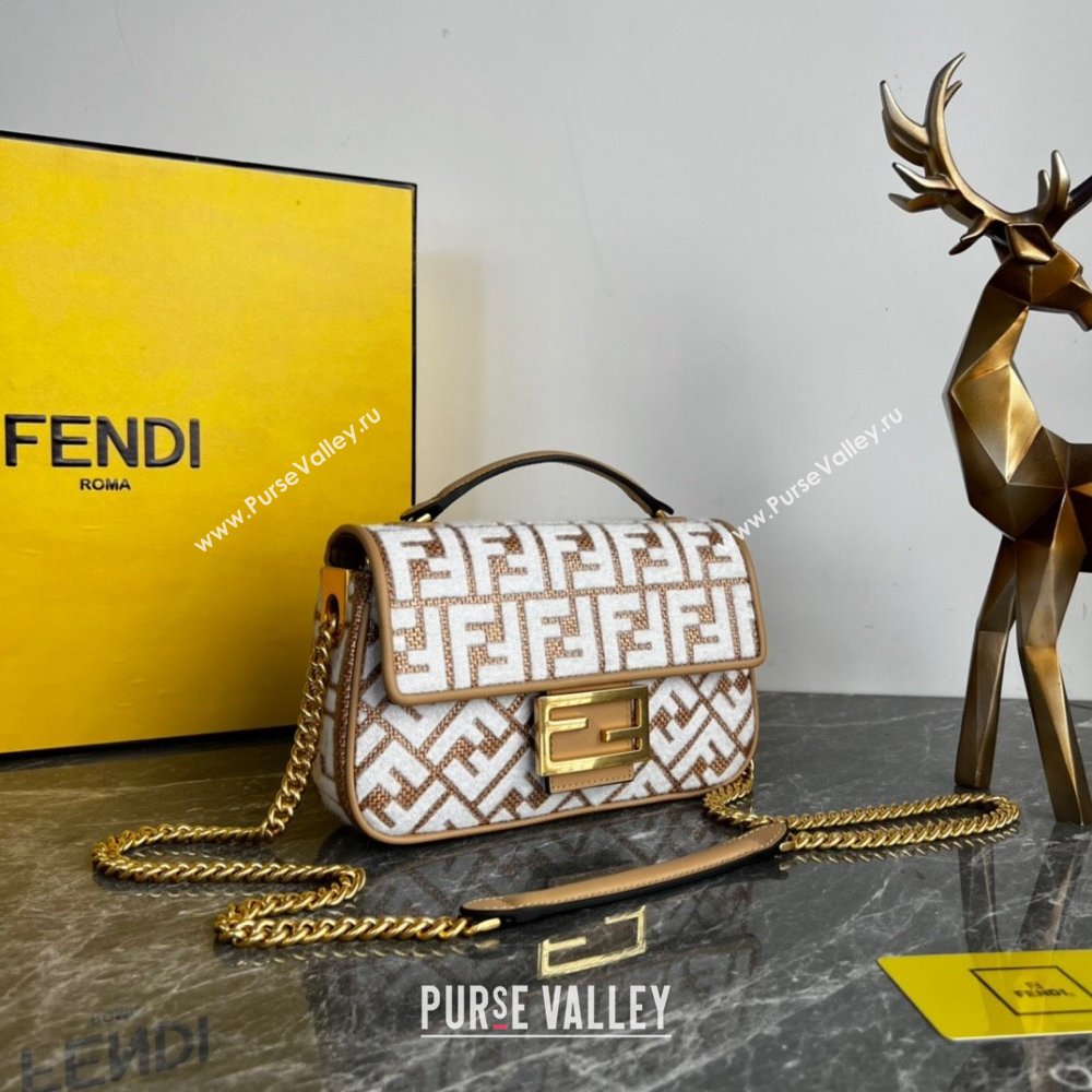 Fendi Baguette Chain Midi Bag in Raffia Straw with white tapestry fabric FF motif 2023 (AF-231115044)