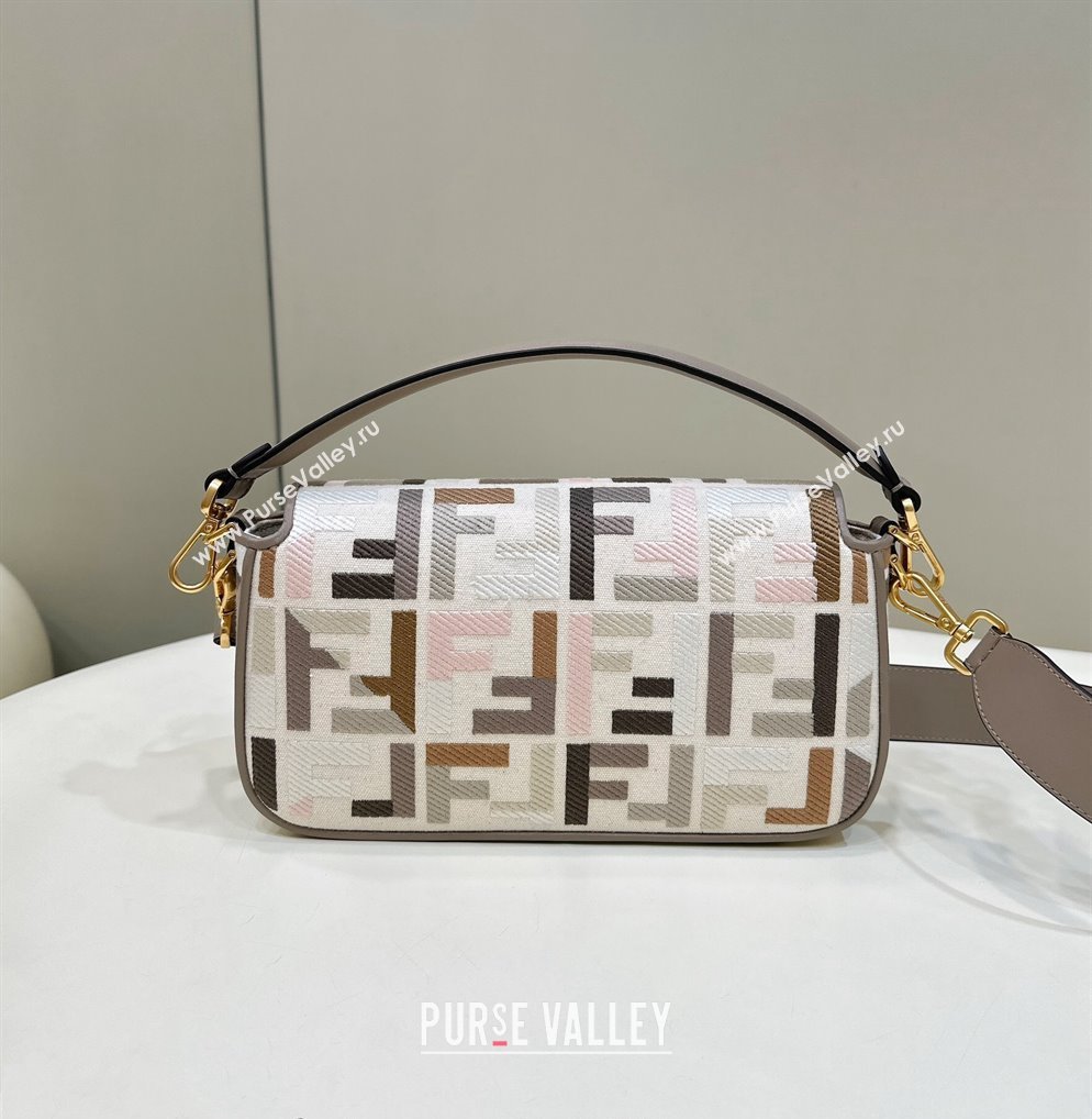 Fendi Baguette Medium Bag in Grey Multicolor canvas with FF embroidery 2024 0159BM (CL-240219108)