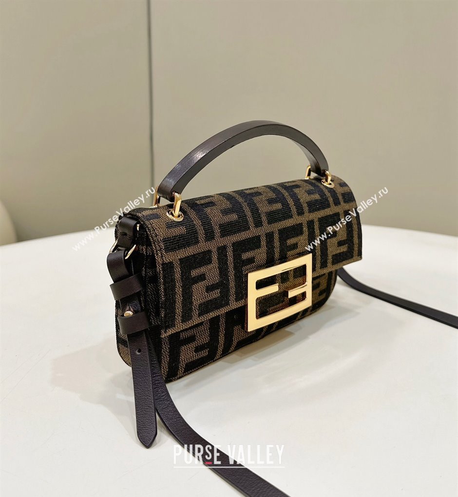 Fendi Baguette Bag Phone in FF Fabric Brown 2024 8620A (CL-240219094)
