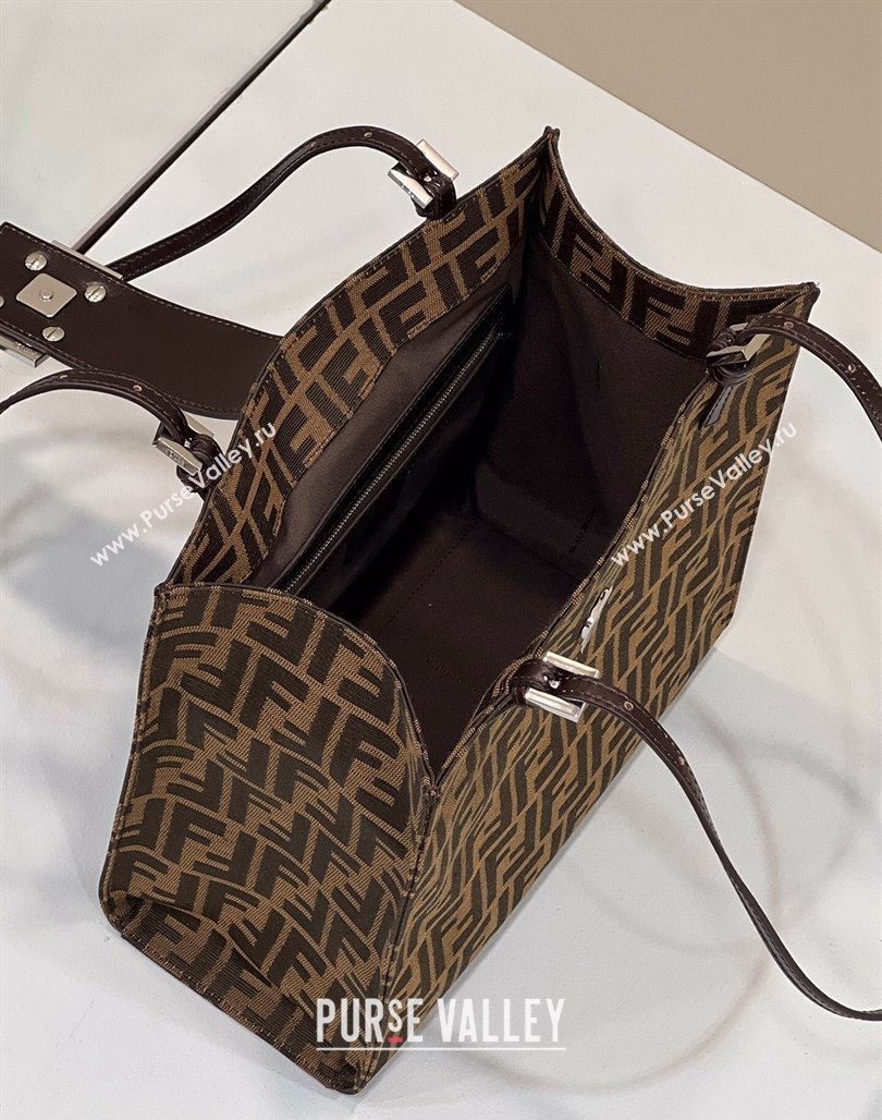 Fendi Baguette Small Tote Bag in Brown FF Fabric 2024 8316F (CL-240312076)
