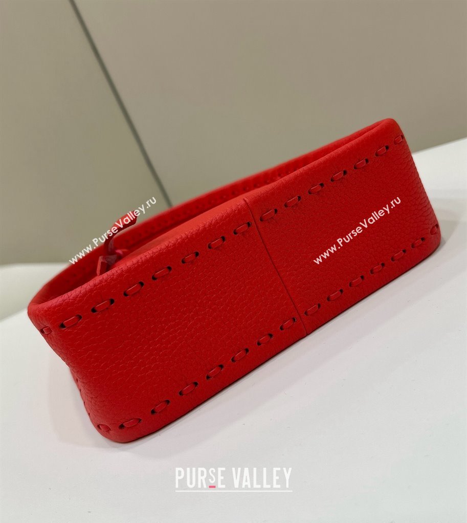 Fendi Mini Fendessence Hobo bag in Grained Calfskin with Topstitches Red 2024 80165 (CL-240416001)