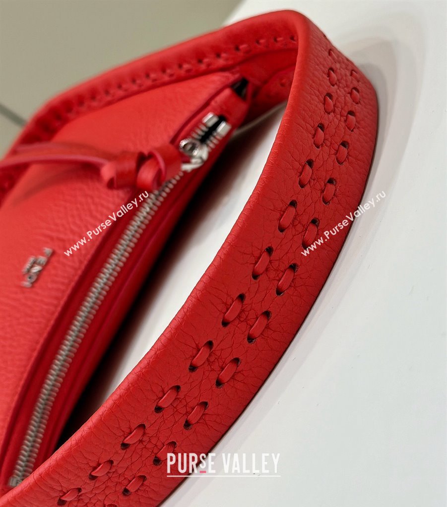 Fendi Mini Fendessence Hobo bag in Grained Calfskin with Topstitches Red 2024 80165 (CL-240416001)