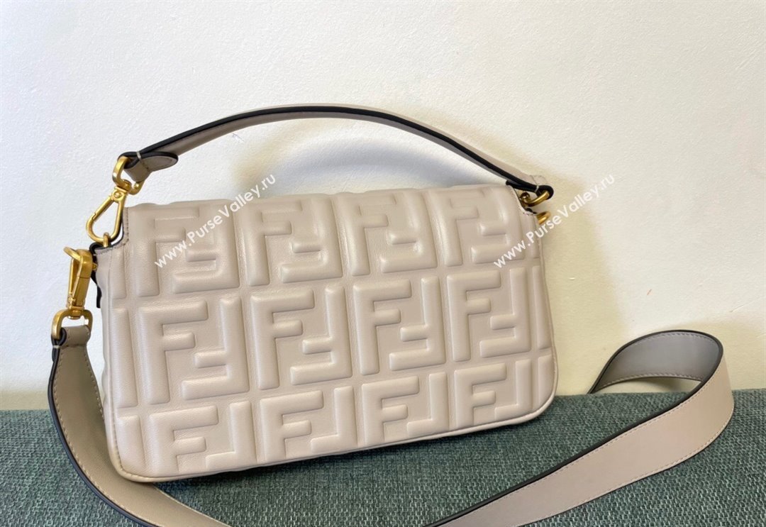 Fendi Baguette Medium Nappa Leather Bag Light Grey 2024 0135 (AF-240523089)