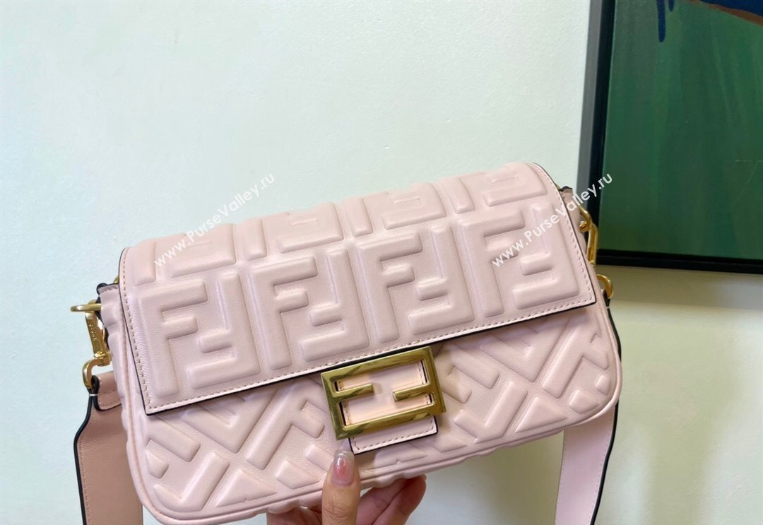 Fendi Baguette Medium Nappa Leather Bag Light Pink 2024 0135 (AF-240523093)