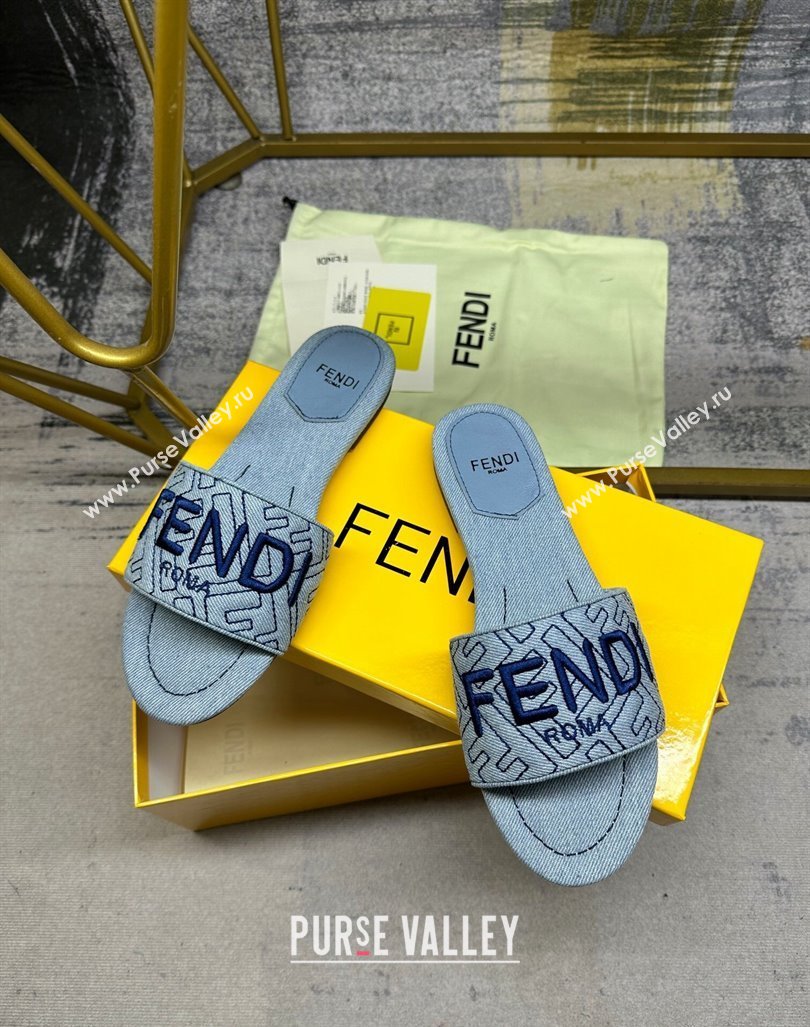 Fendi Signature Flat Slide Sandals in Quilted Denim Light Blue 2024 0604 (MD-240604184)