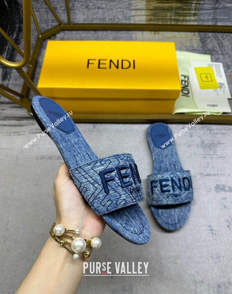 Fendi Signature Flat Slide Sandals in Quilted Denim Dark Blue 2024 0604 (MD-240604186)