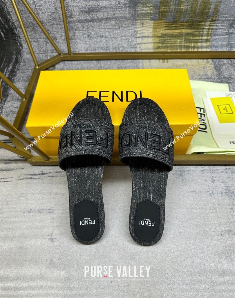 Fendi Signature Flat Slide Sandals in Quilted Denim Black 2024 0604 (MD-240604187)