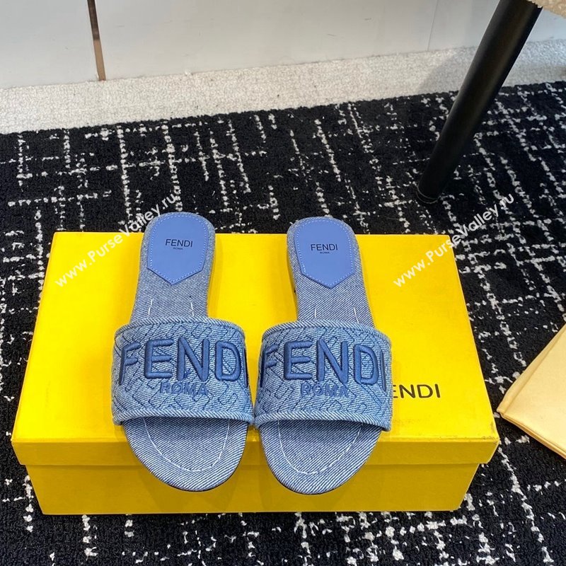 Fendi Signature Flat Slide Sandals in Quilted Denim Light Blue 2024 0603 (KL-240604201)