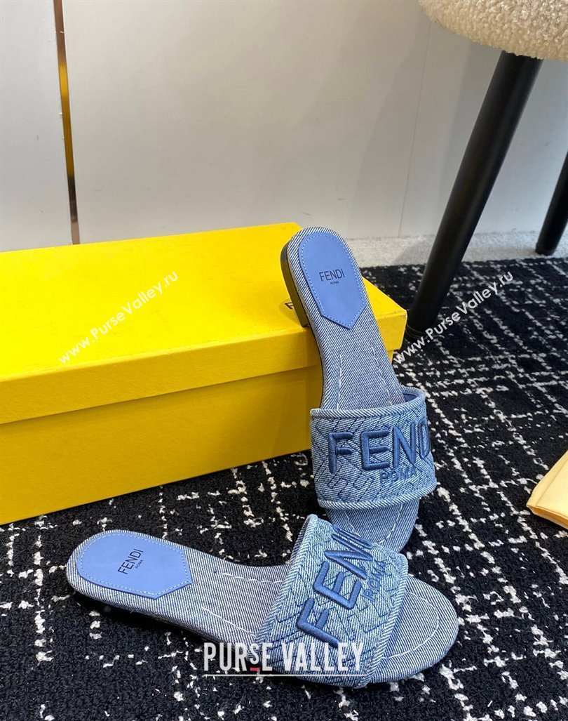 Fendi Signature Flat Slide Sandals in Quilted Denim Light Blue 2024 0603 (KL-240604201)