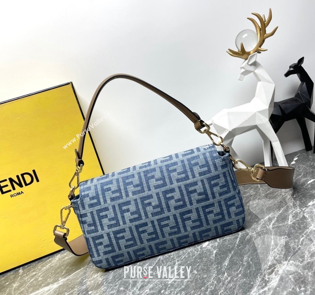 Fendi Baguette Medium bag in Light Blue FF Denim Fabric 2024 (AFEI-240624105)