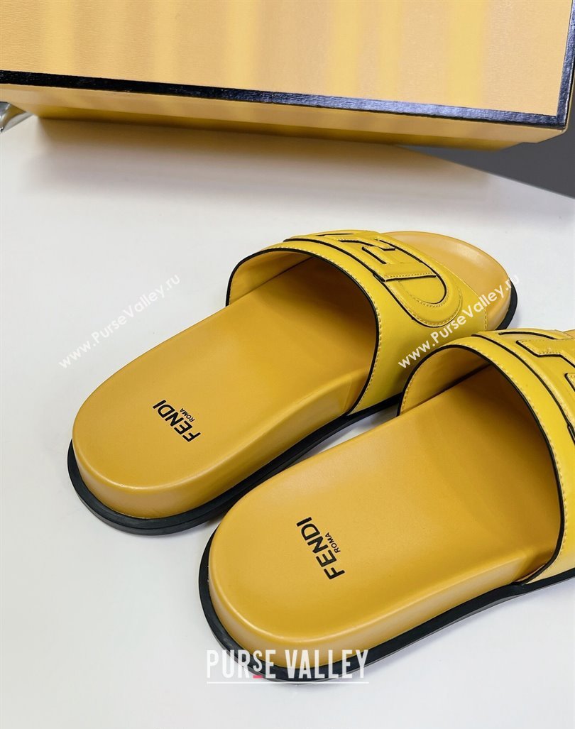 Fendi Leather Flat Slides Sandal with FF Circle Yellow 2024 0813 (MD-240813122)