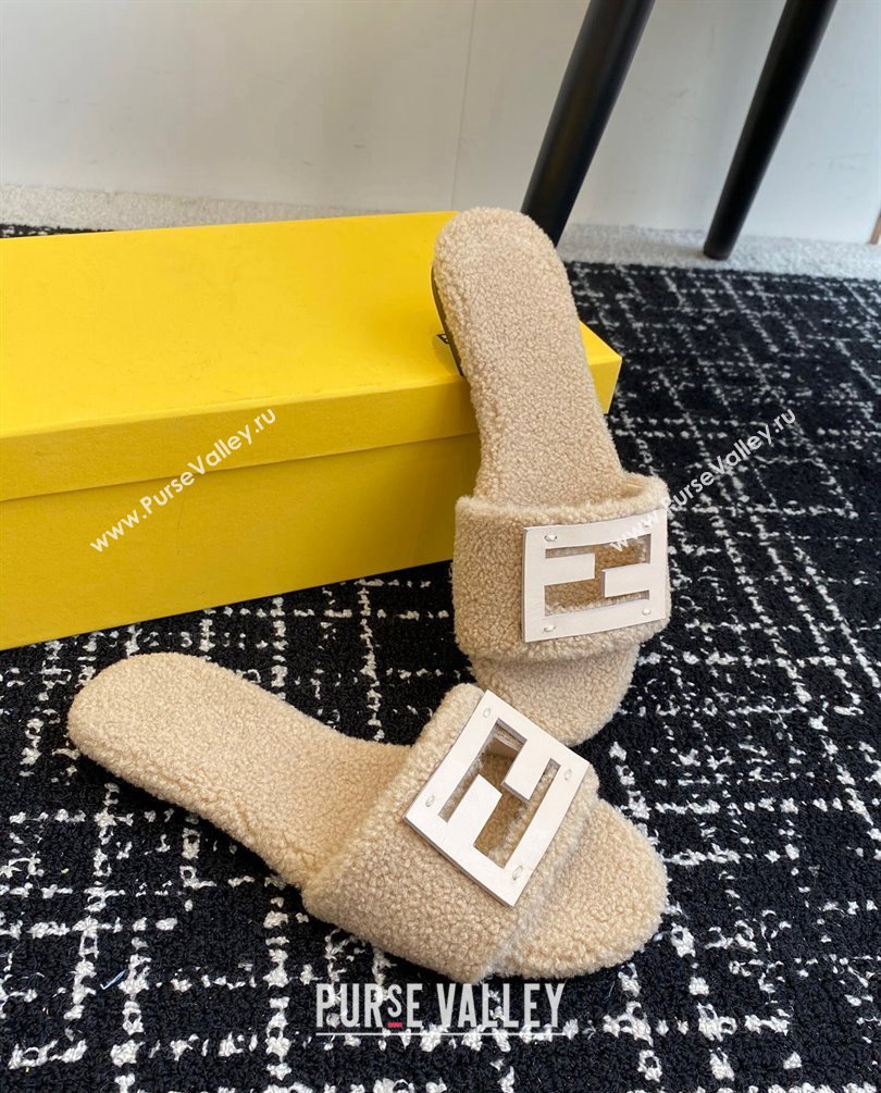 Fendi Baguette Flat Slides Sandal in Wool Shearling Beige 2024 1112 (KL-241112105)