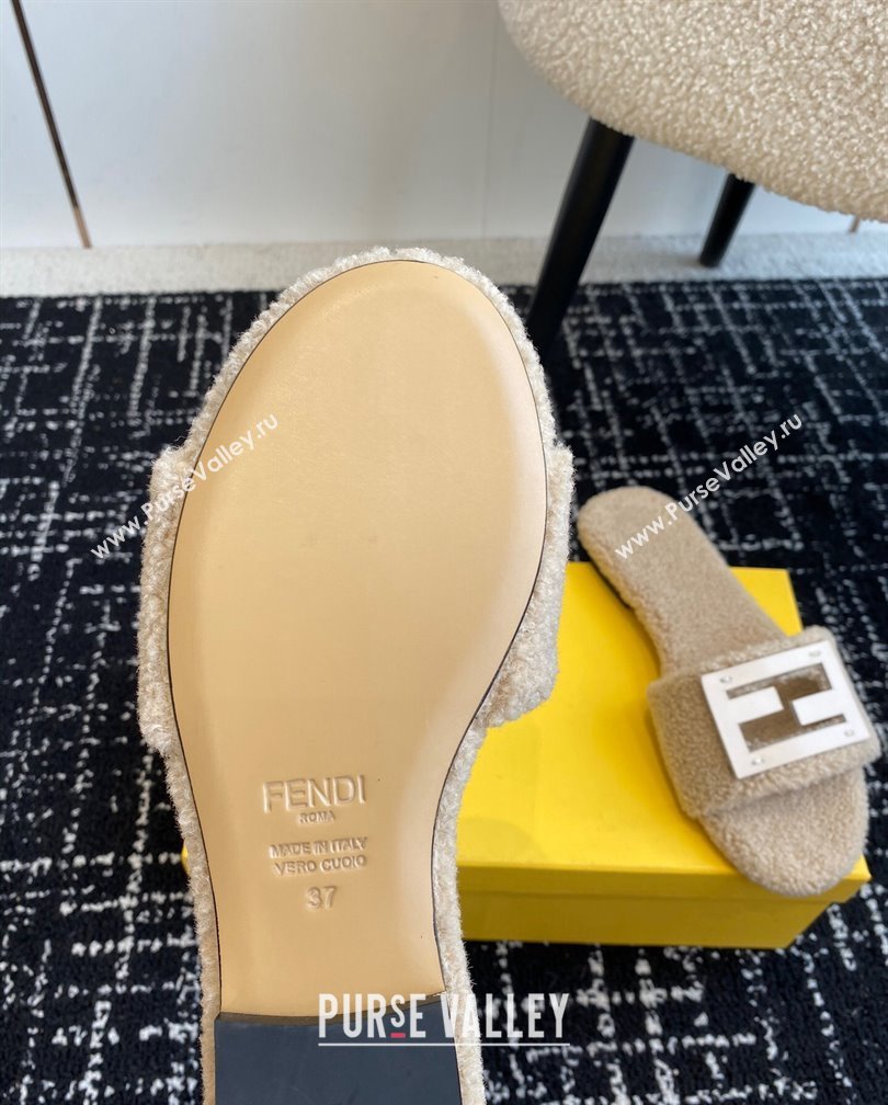 Fendi Baguette Flat Slides Sandal in Wool Shearling Beige 2024 1112 (KL-241112105)