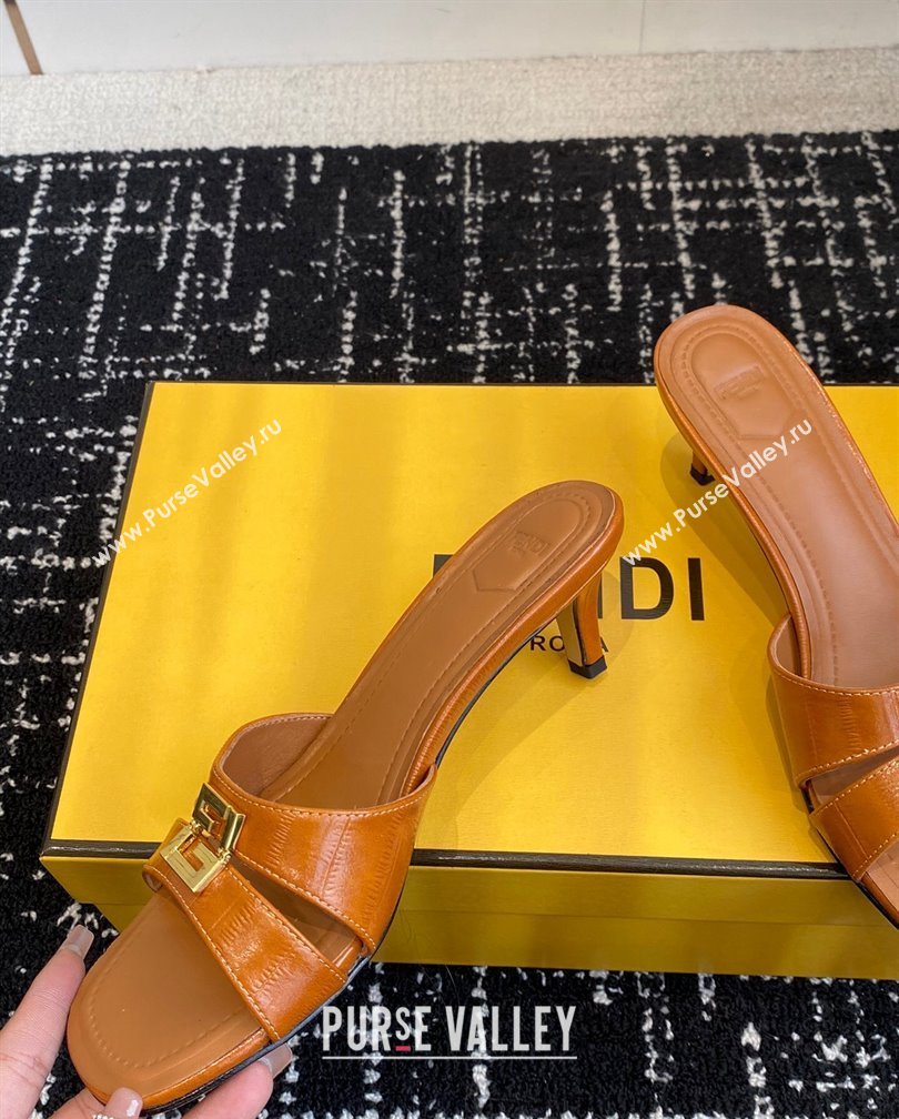 Fendi FFold medium-heeled slides sandal 4cm in embossed leather Light Brown 2024 (KL-241112087)