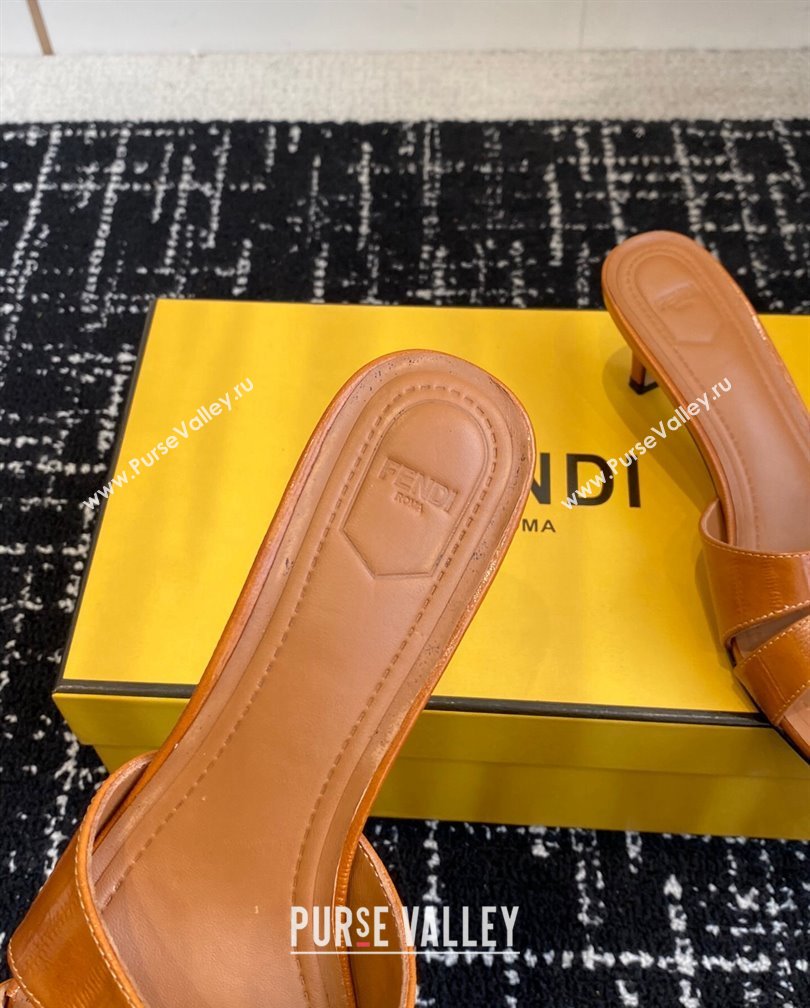 Fendi FFold medium-heeled slides sandal 4cm in embossed leather Light Brown 2024 (KL-241112087)