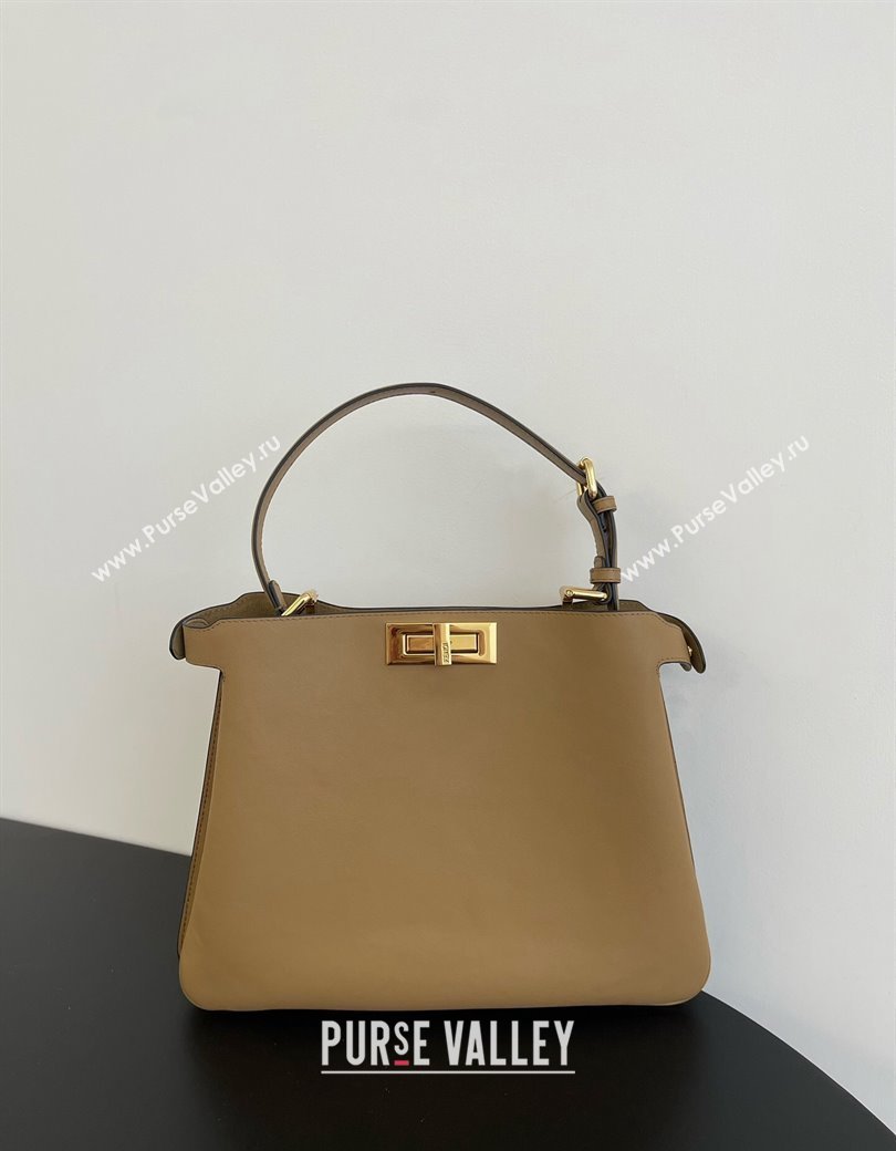 Fendi Peekaboo Soft Medium Bag in Cappuccino-coloured Leather Bag Beige 2024 70202 (AFEI-241212090)