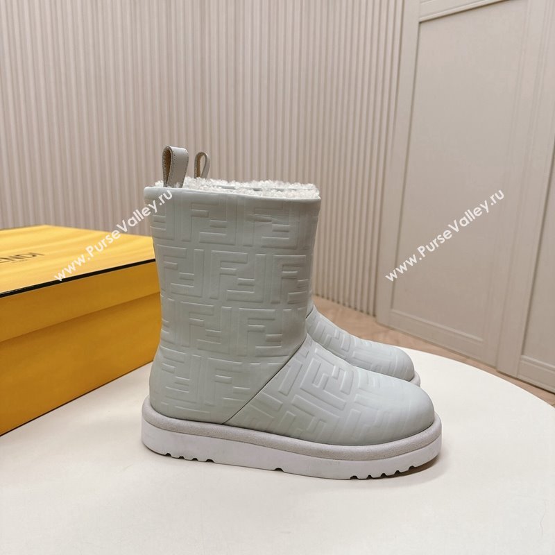 Fendi Apres Chic Snow Boots in FF Leather Light Grey 2024 1224 (MD-241224004)