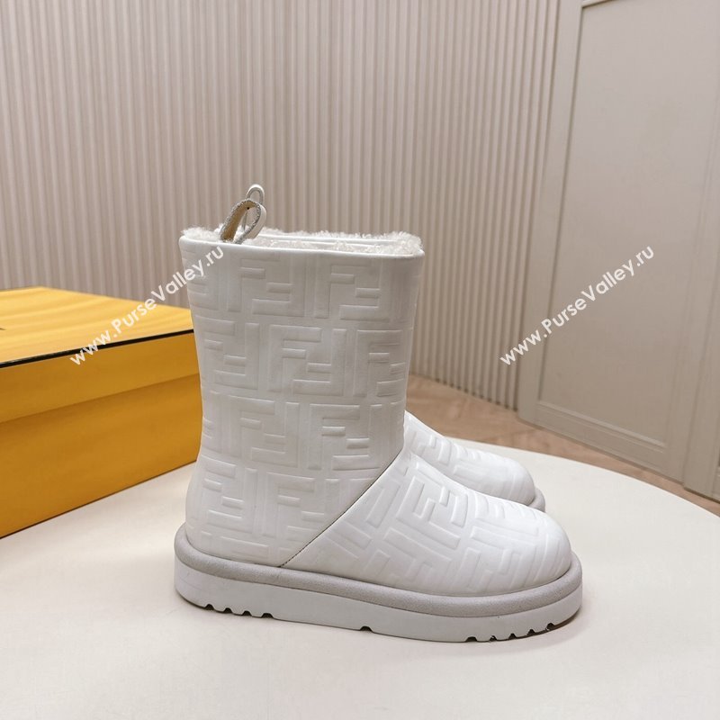Fendi Apres Chic Snow Boots in FF Leather White 2024 1224 (MD-241224006)