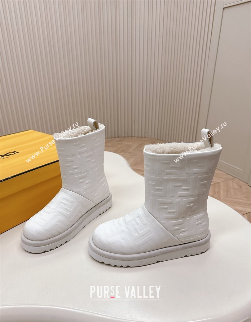 Fendi Apres Chic Snow Boots in FF Leather White 2024 1224 (MD-241224006)