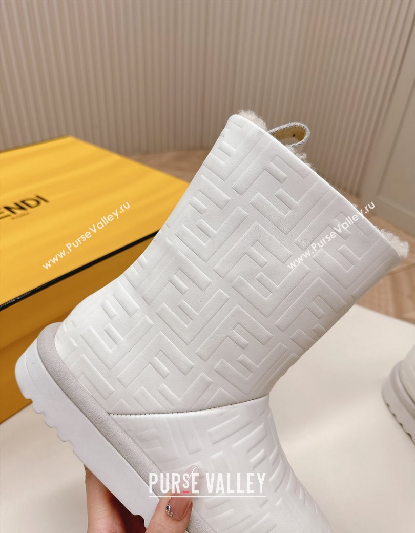 Fendi Apres Chic Snow Boots in FF Leather White 2024 1224 (MD-241224006)