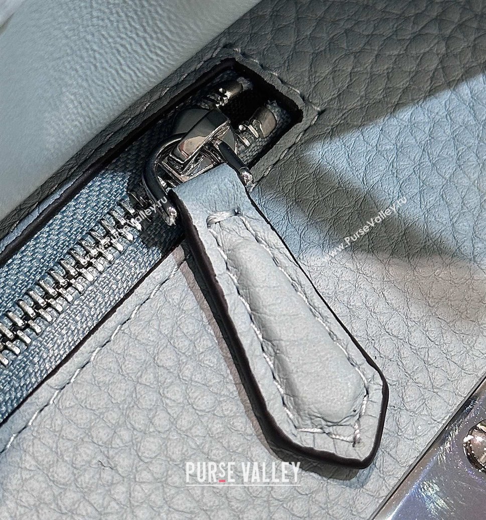 Fendi Peekaboo Mini Bag with Hand-sewn Topstitches 8615 Glacier Blue 2025 Top (CL-250210002)