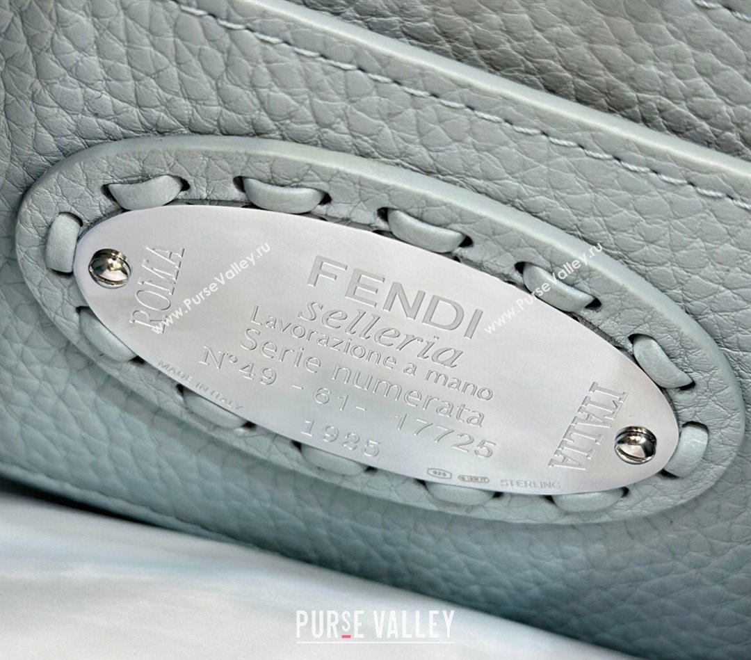 Fendi Peekaboo ISeeU Petite Bag in Grained Leather with Oversized topstitching Glacier Blue 2025 80133 top (CL-250210004)