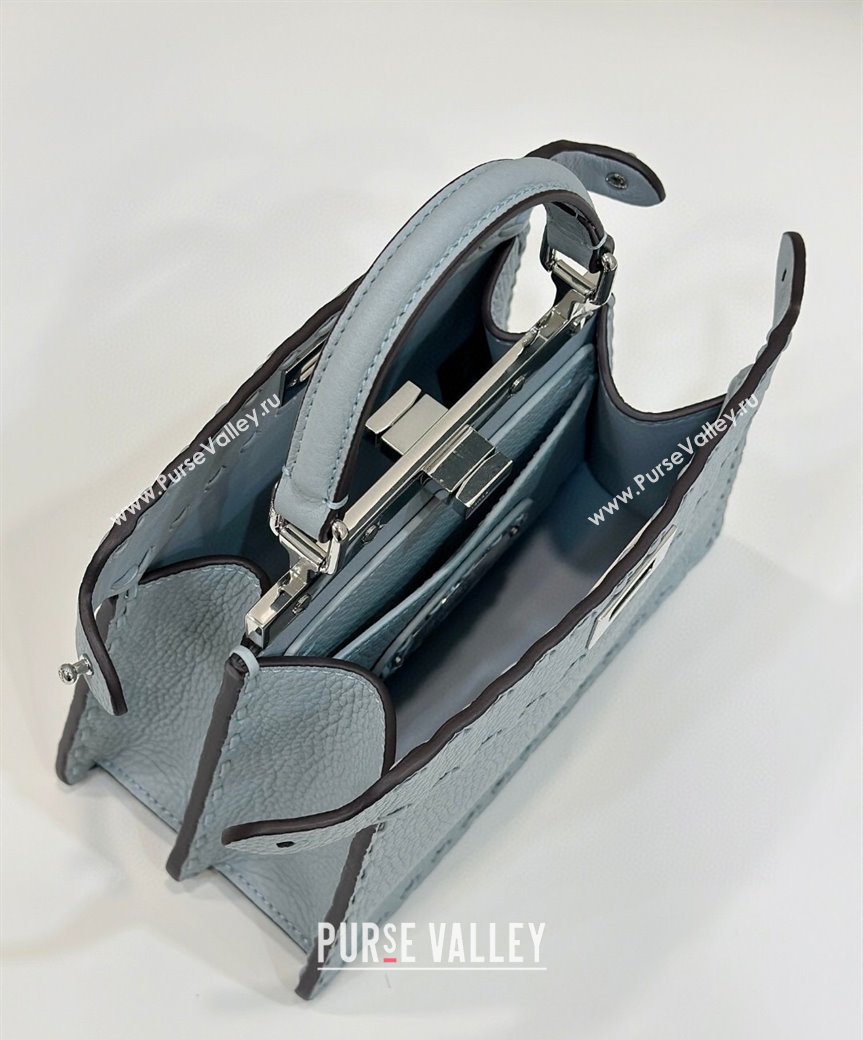 Fendi Peekaboo ISeeU Petite Bag in Grained Leather with Oversized topstitching Glacier Blue 2025 80133 top (CL-250210004)