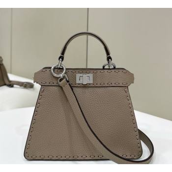 Fendi Peekaboo ISeeU Petite Bag in Grained Leather with Oversized topstitching Dove Grey 2025 80133 top (CL-250210005)