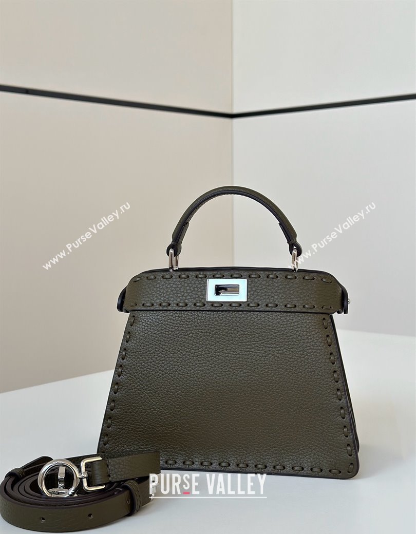 Fendi Peekaboo ISeeU Petite Bag in Grained Leather with Oversized topstitching Green 2025 80133 top (CL-250210008)